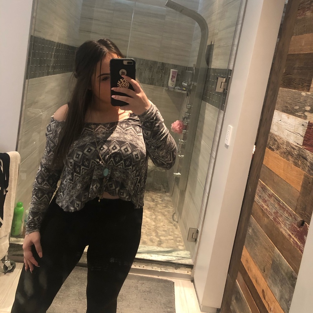 Hollister shirt